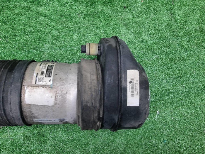 Стойка пневматическая правая BMW X5 G05 (18-23)