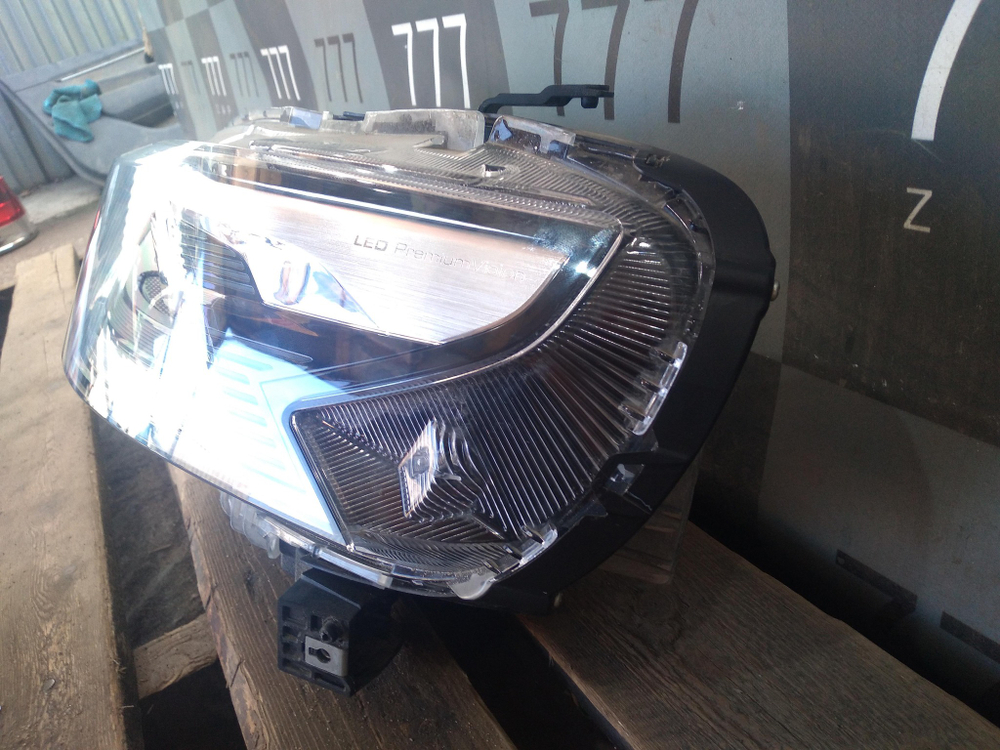 Фара левая LED в сборе Haval F7 Оригинал целая 4121102XKQ00A