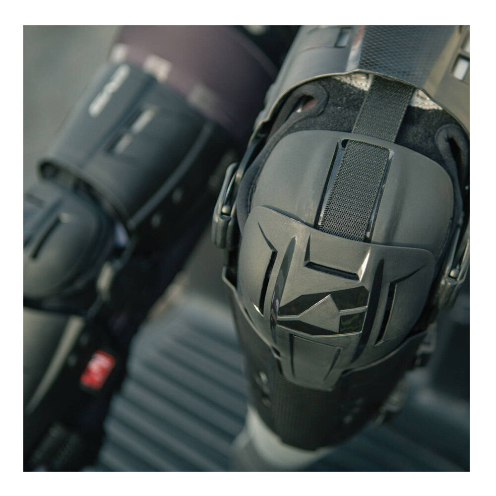 Брейсы EVS RS9 1 пара