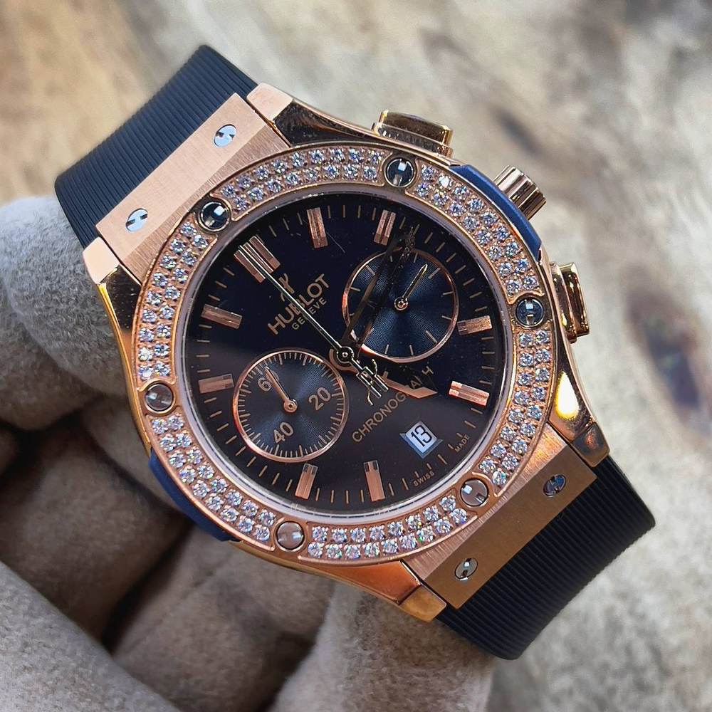 Часы Hublot