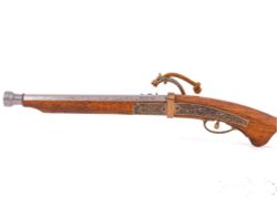 Denix Пистоль с фитильным замком - Танегсима, Япония, ок.1800 г. (Музей V&A. Лондон)