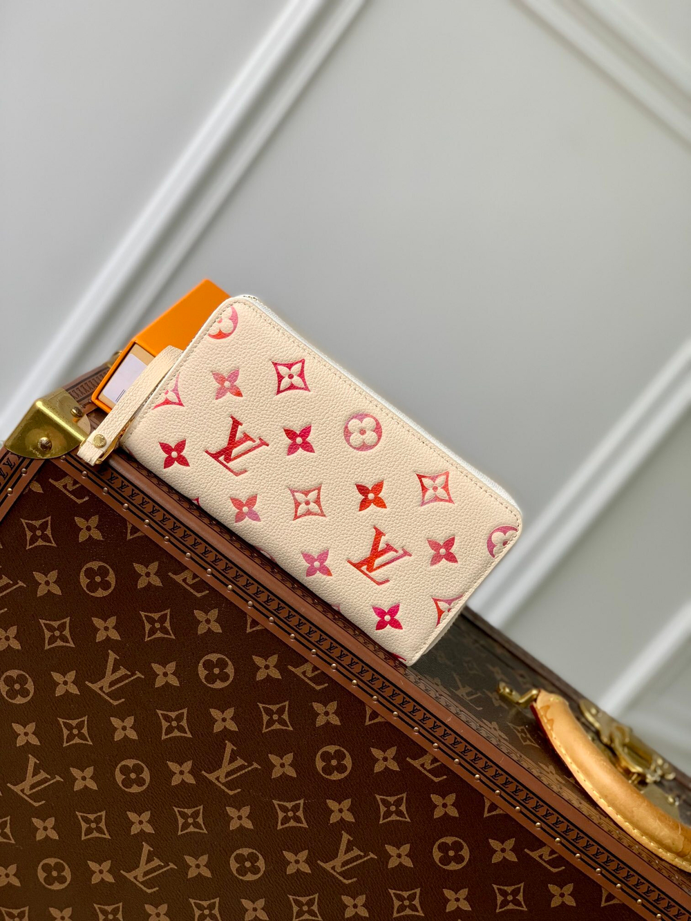 Louis Vuitton Zippy Wallet
