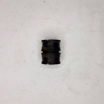 Патрубок циркуляционного насоса Indesit C00079016 б/у для посудомоечных машин