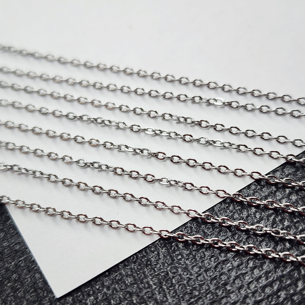 Цепочка сталь, тонкая, р-р 1.3мм, пролезают бусинки от 8 мм, цена за отрезок 50 см