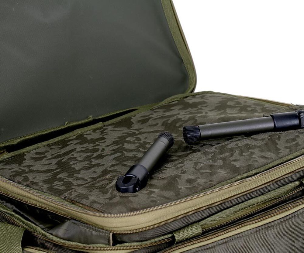 CARP PRO Сумка карповая с вмонтированным столиком 55x38x26см