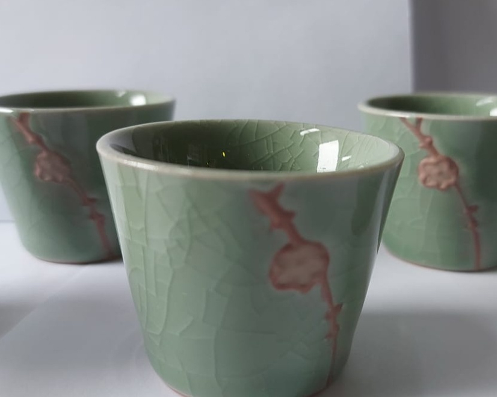 242105 Пиала ГЭЯО "Сакура"  h=5,4см, d=4.2см, зеленая, керамика