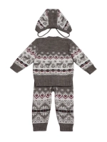 Костюм вязаный