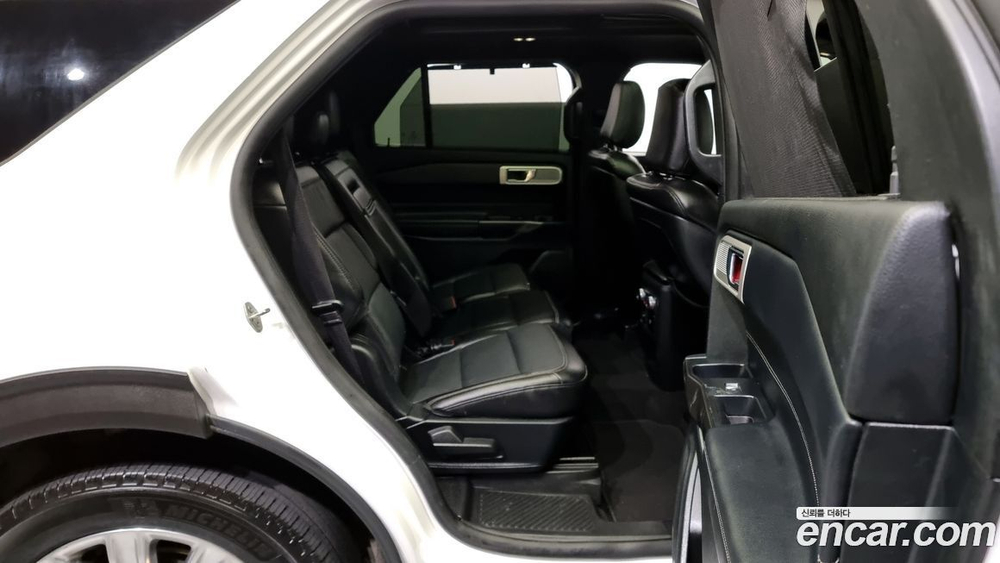 Ford Explorer 6 Generation 2.3 Limited 4WD (04.2020)