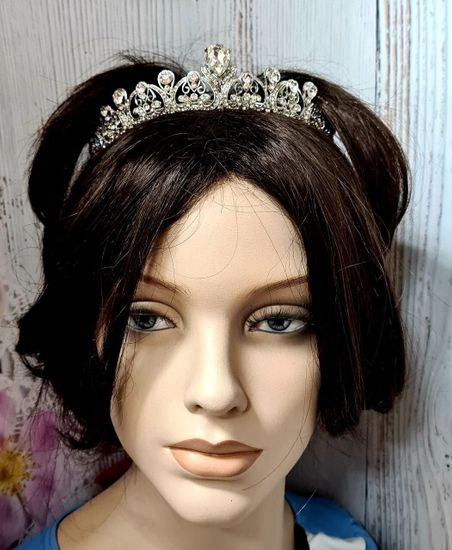 Диадема стразы,цветочки,горный хрусталь, жемчуг Высота: 3см Цвет: золото "Летто" (Итальянский дизайн) №1033.611