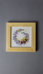 Картина из цветов “Гортензия и молочай”