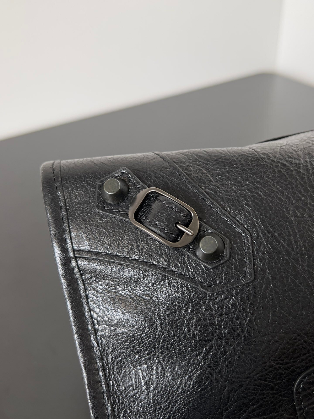Balenciaga Classic Small City Bag 30 cm