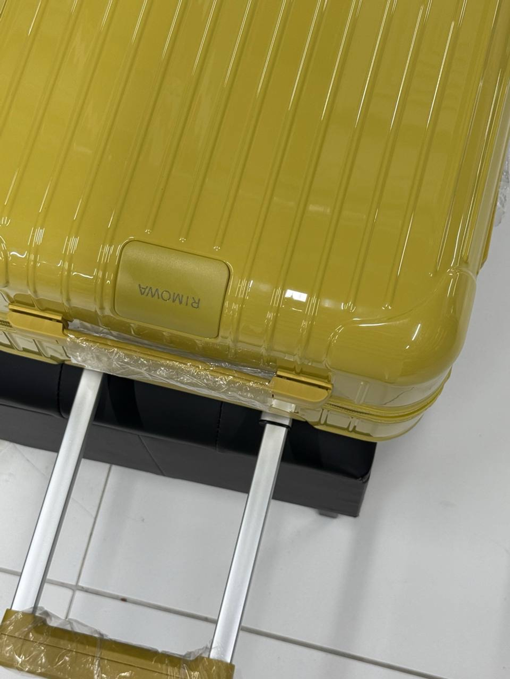 Дорожный чемодан Rimowa