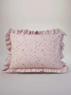 Декоративная наволочка с рюшами, оборками "Сердечки" 40х60 см, 1 шт, без молнии