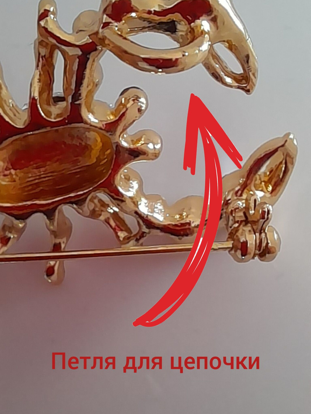 Брошь роза красная