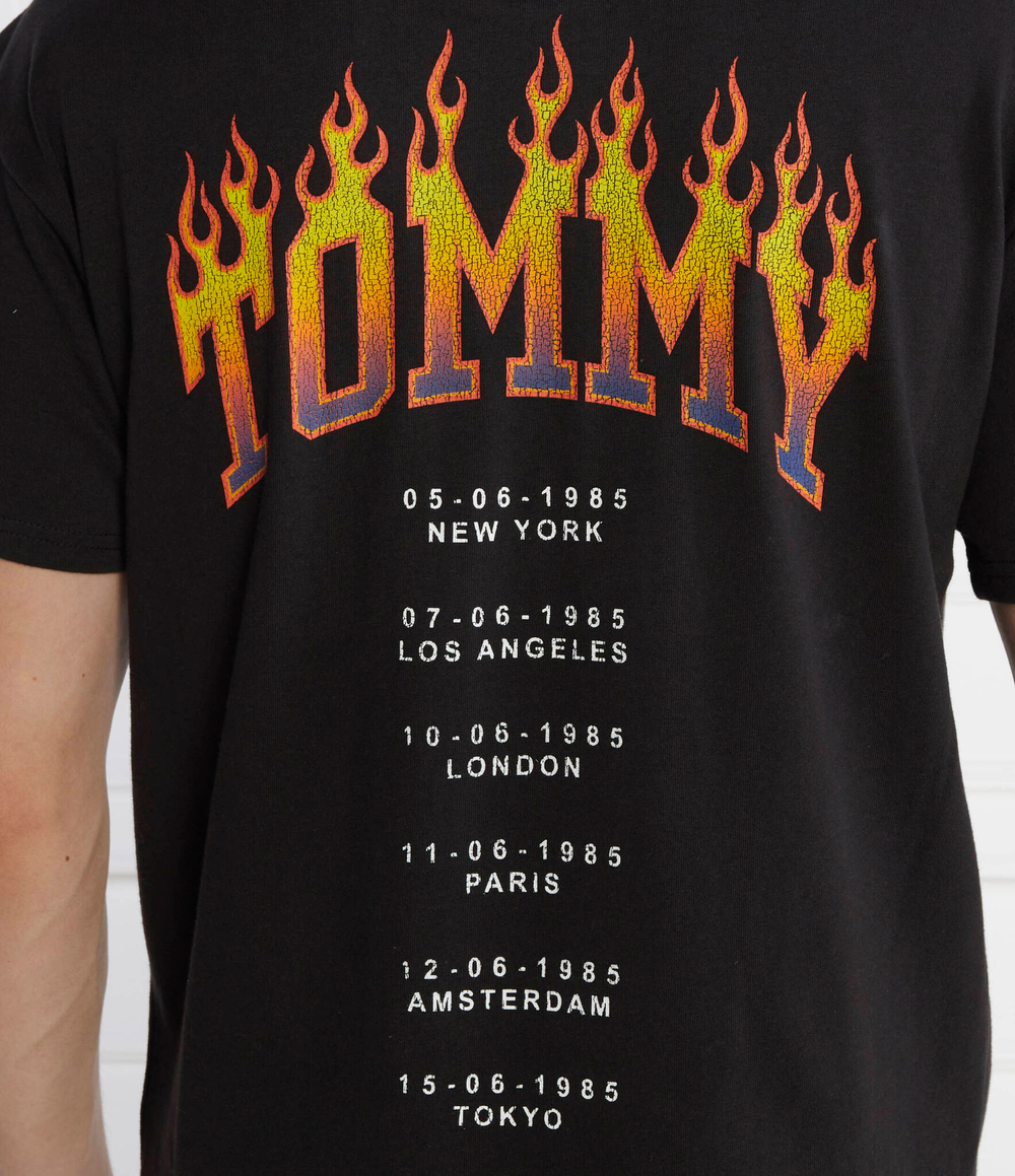 Футболка Tommy Jeans - черный(DM0DM17739)