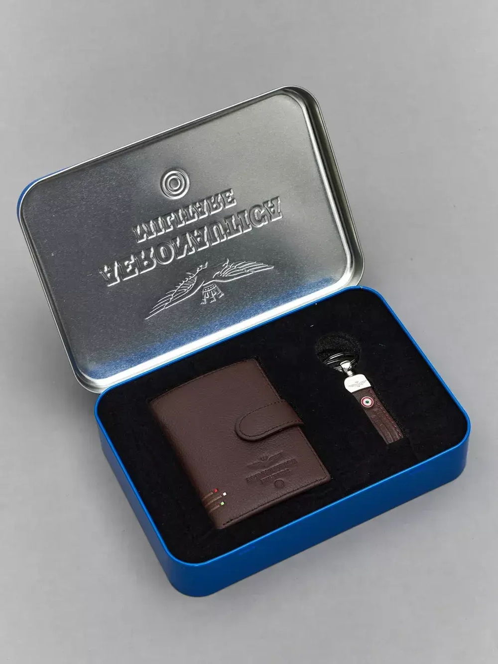 Набор подарочный Aeronautica193 визитница+брелок коричневый