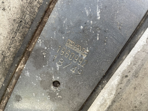 Кронштейн бака топливного в сборе 2019г.