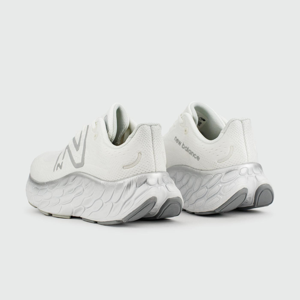 Кроссовки New Balance Fresh Foam x More V4 White Wmns