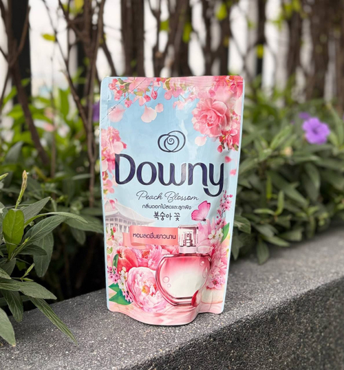 Кондиционер для белья парфюмированный Цветение персика Peach Blossom Downy