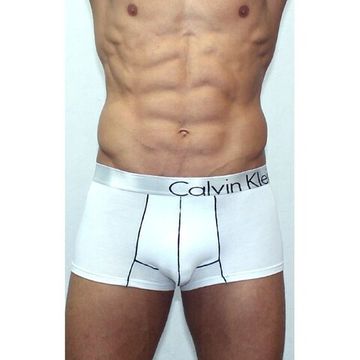 Мужские трусы боксеры белые Calvin Klein Bold Modal
