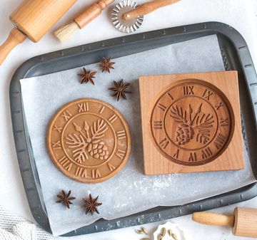 Пряничная форма Часы