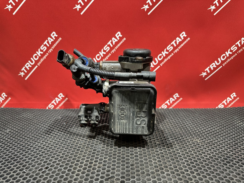 Кран управления тормозами прицепа 2023г.