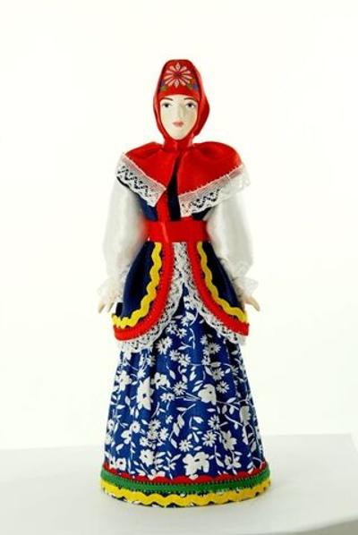 Кукла фарфоровая в казачьем национальном костюме "Казачка" (стилизация). Народы России. Казаки