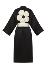 Кимоно женское с аппликацией на спинке изделия