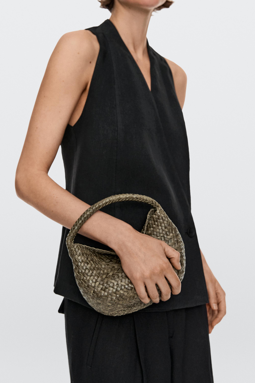 Massimo Dutti Мини-сумока из плетеной кожи наппа, хаки