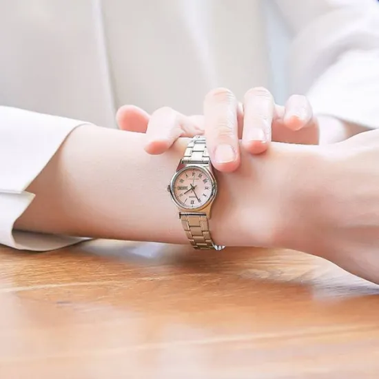 Наручные часы Casio LTP-V006D-4B