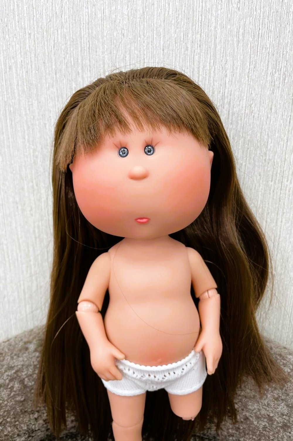 УЦЕНКА2 Кукла Nines виниловая 30см MIA CASE шарнирная без одежды (1210W)