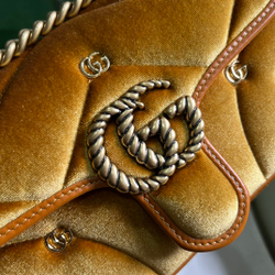 Gucci Marmont 22 cm