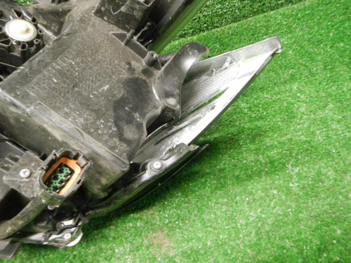 Битая Фара правая Nissan Murano Z52 (14-22) LED