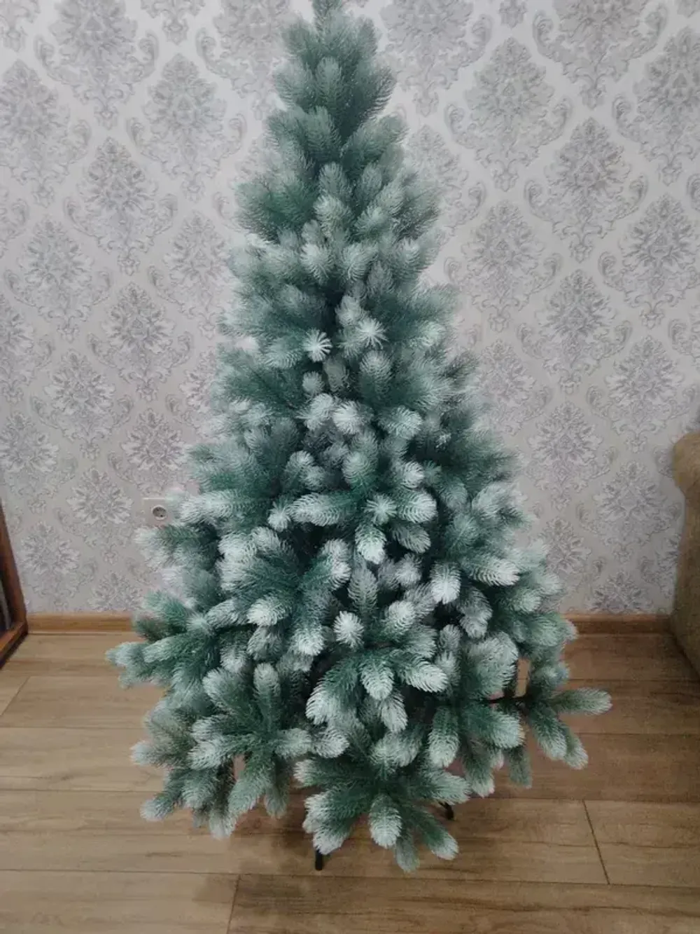 Ель искусственная «Русская Императрица голубая с белыми кончиками» (Литая хвоя) 230 см / 2,3 м