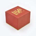 Футляр картонный «Фристайл» под серьги и подвеску.