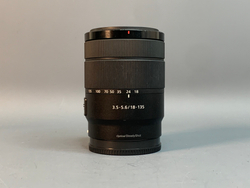 Sony E 18-135mm F3.5-5.6 OSS