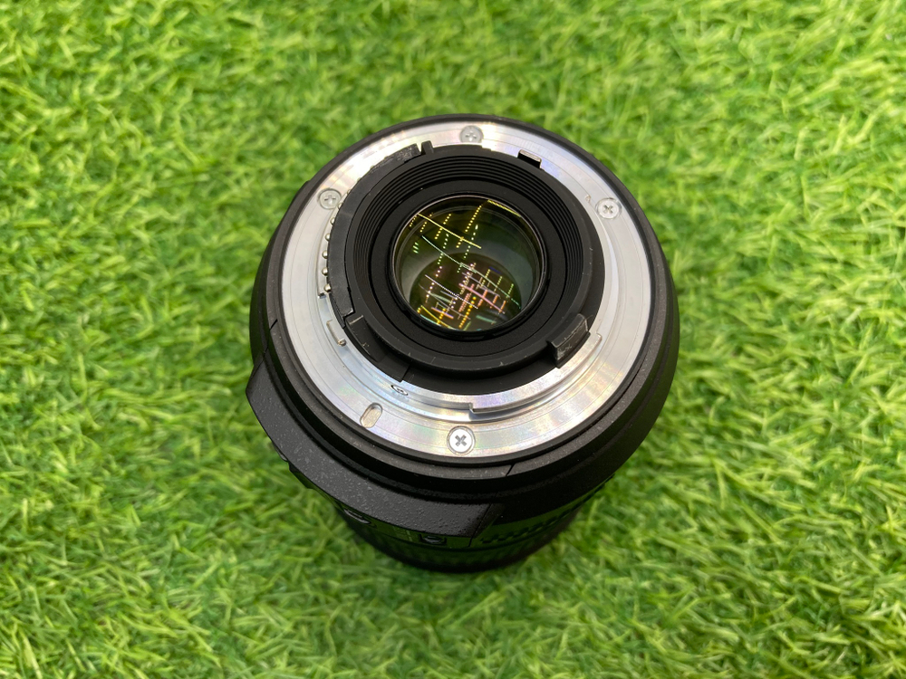 Nikon 18-200mm 3.5-5.6G ED AF-S VR DX