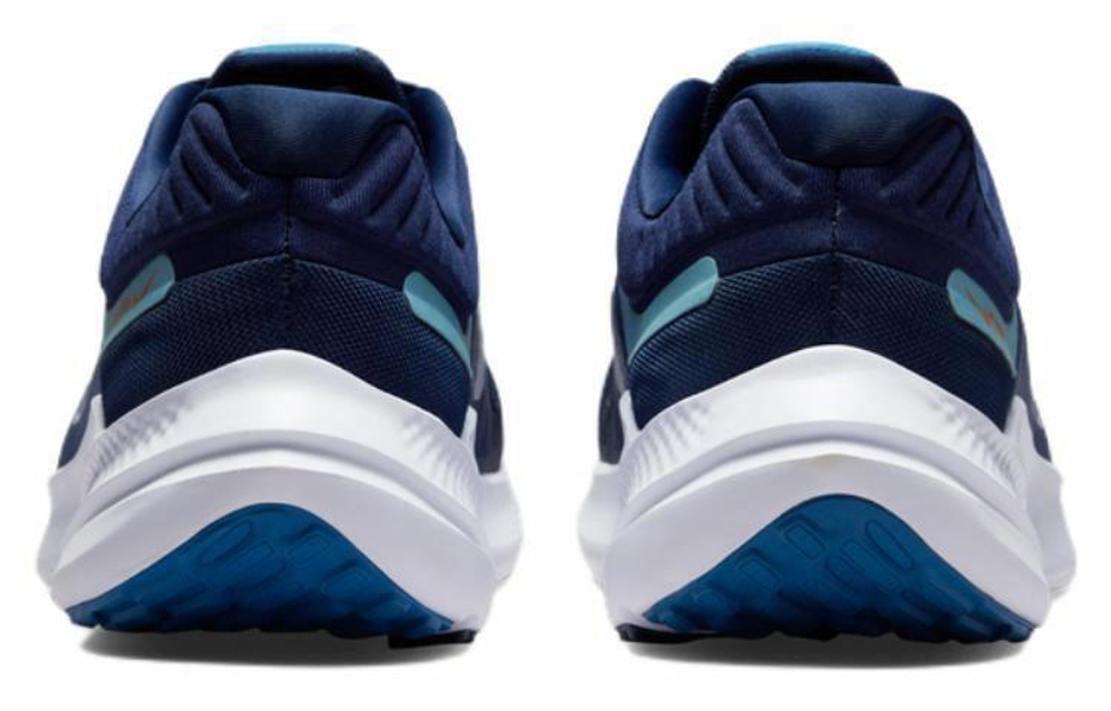Кроссовки Nike Quest 5
