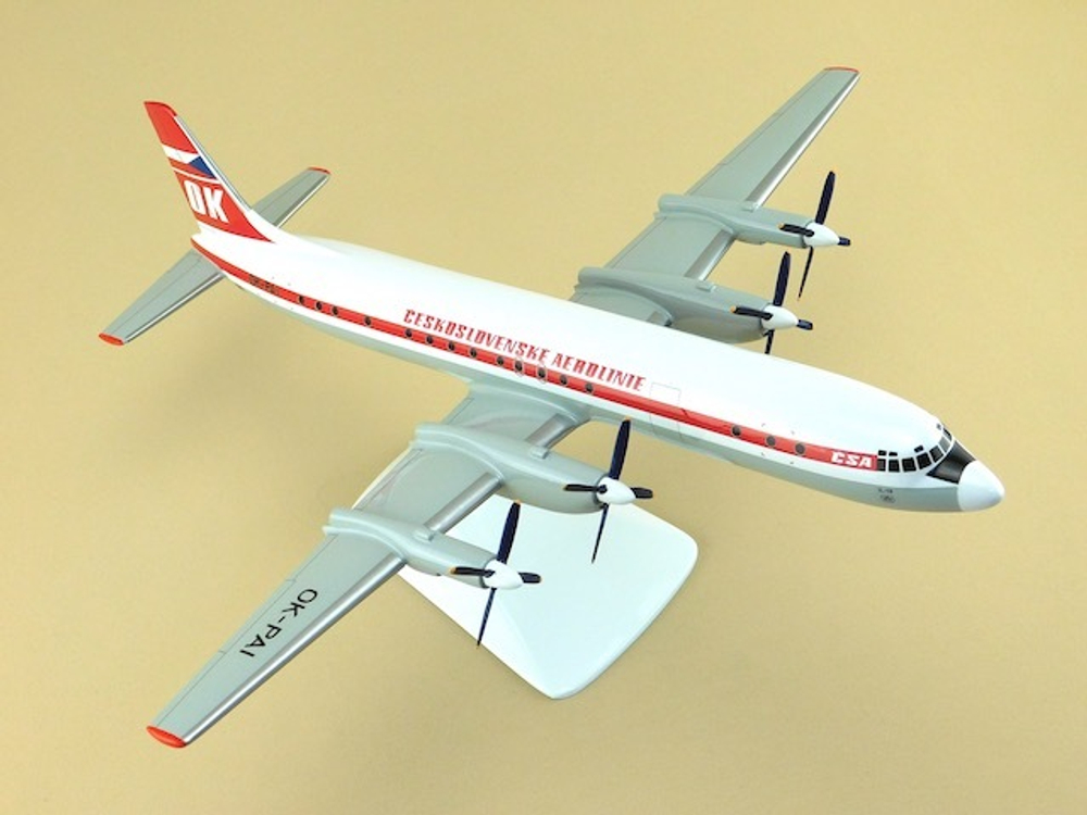 Модель самолета Ил-18 (М1:100, Ceskoslovenske aerolinie)