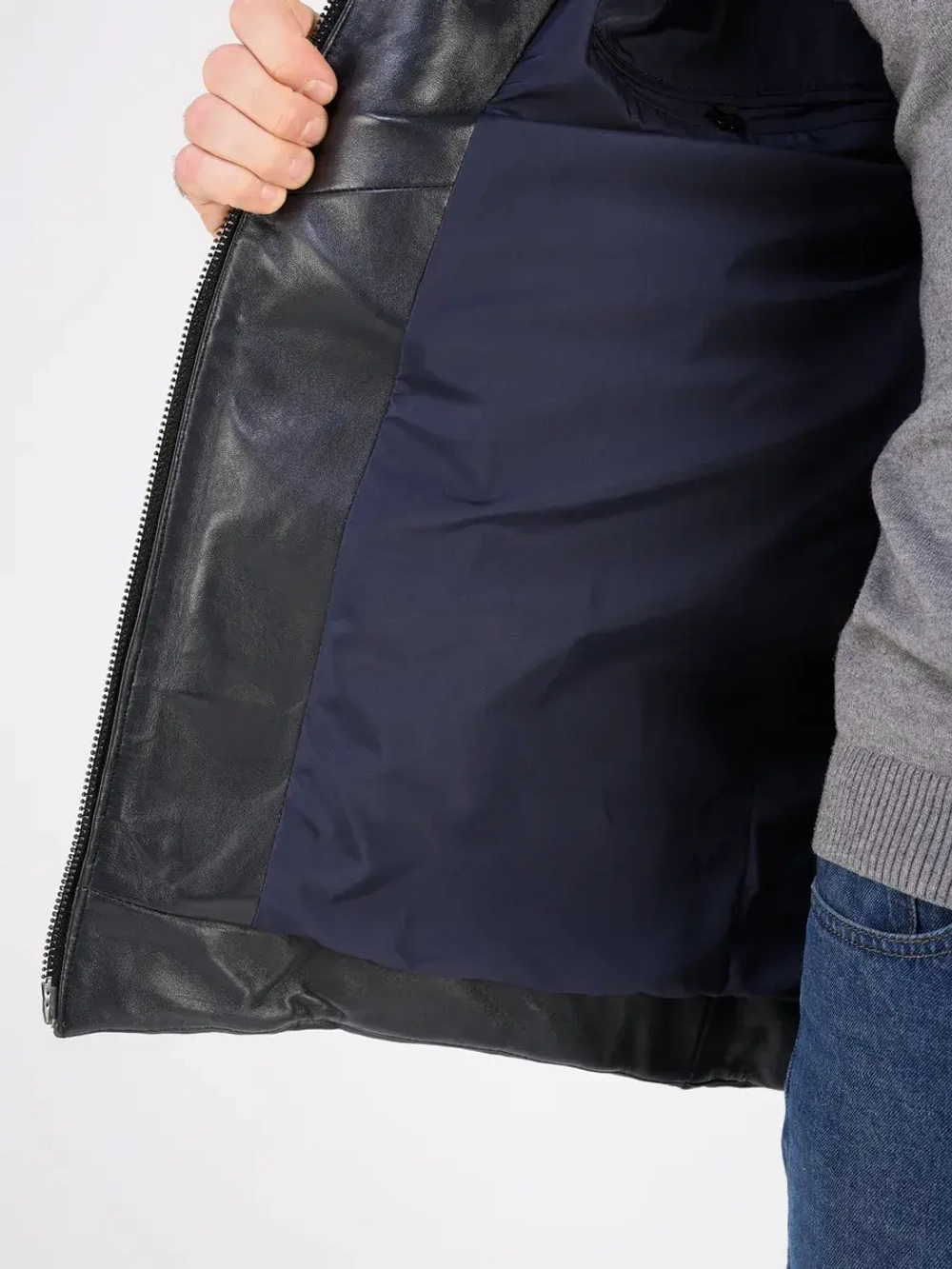 Куртка зимняя кожаная с капюшоном пуховик