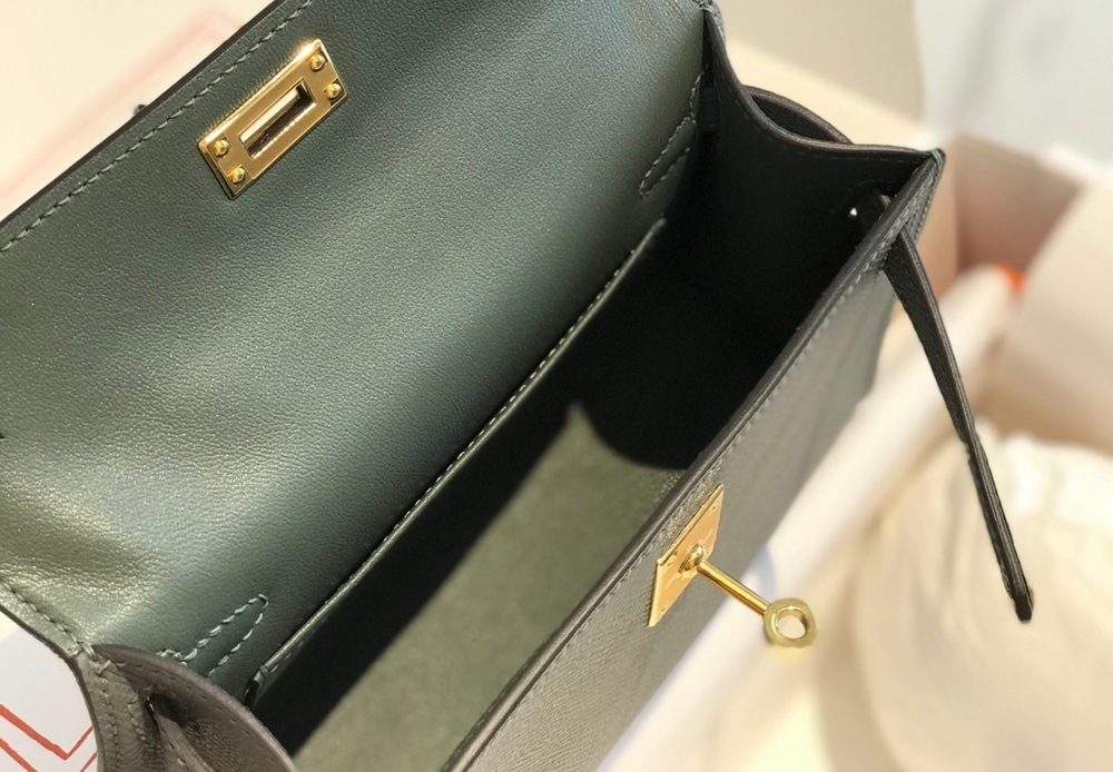 Hermes Kelly 20