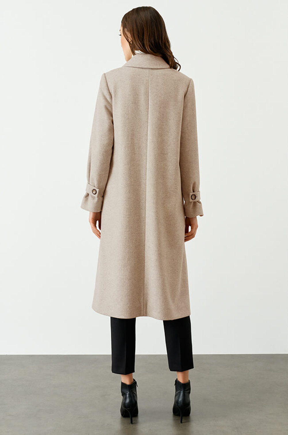 0092 Пальто женское (светло-бежевый)