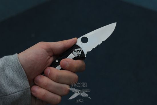 Нож складной Spyderco Tenacious 122PSBK c клинком из стали 8Cr13MoV, рукоять FRN
