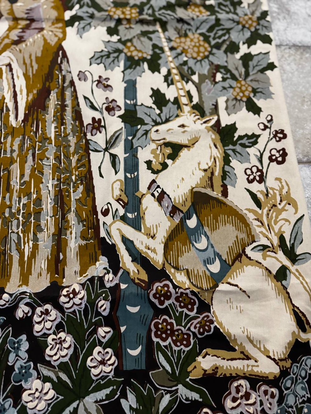 Полотно с единорогом