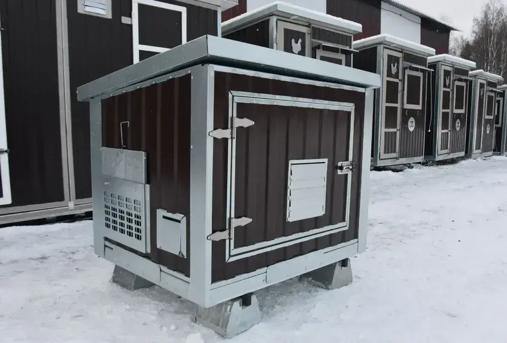 Контейнер для генератора шумопоглощающий T-Blok "Энерго" с теплым полом, терморегулятором, с вентилятором 570 м3/ч коричневый. Кожух для генератора