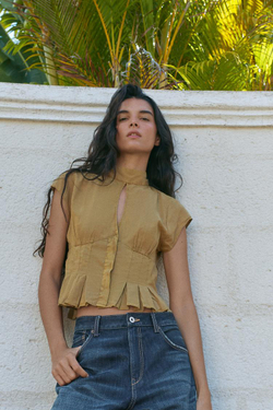 ZARA ТОП С ВЫРЕЗОМ И ЗАВЯЗКАМИ, КАРАМЕЛЬНЫЙ