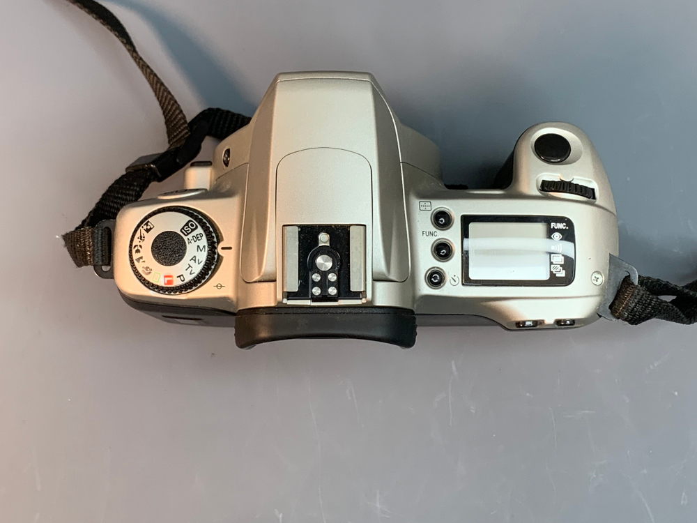 Canon EOS 300 kit EF 28-90mm 4-5.6 II