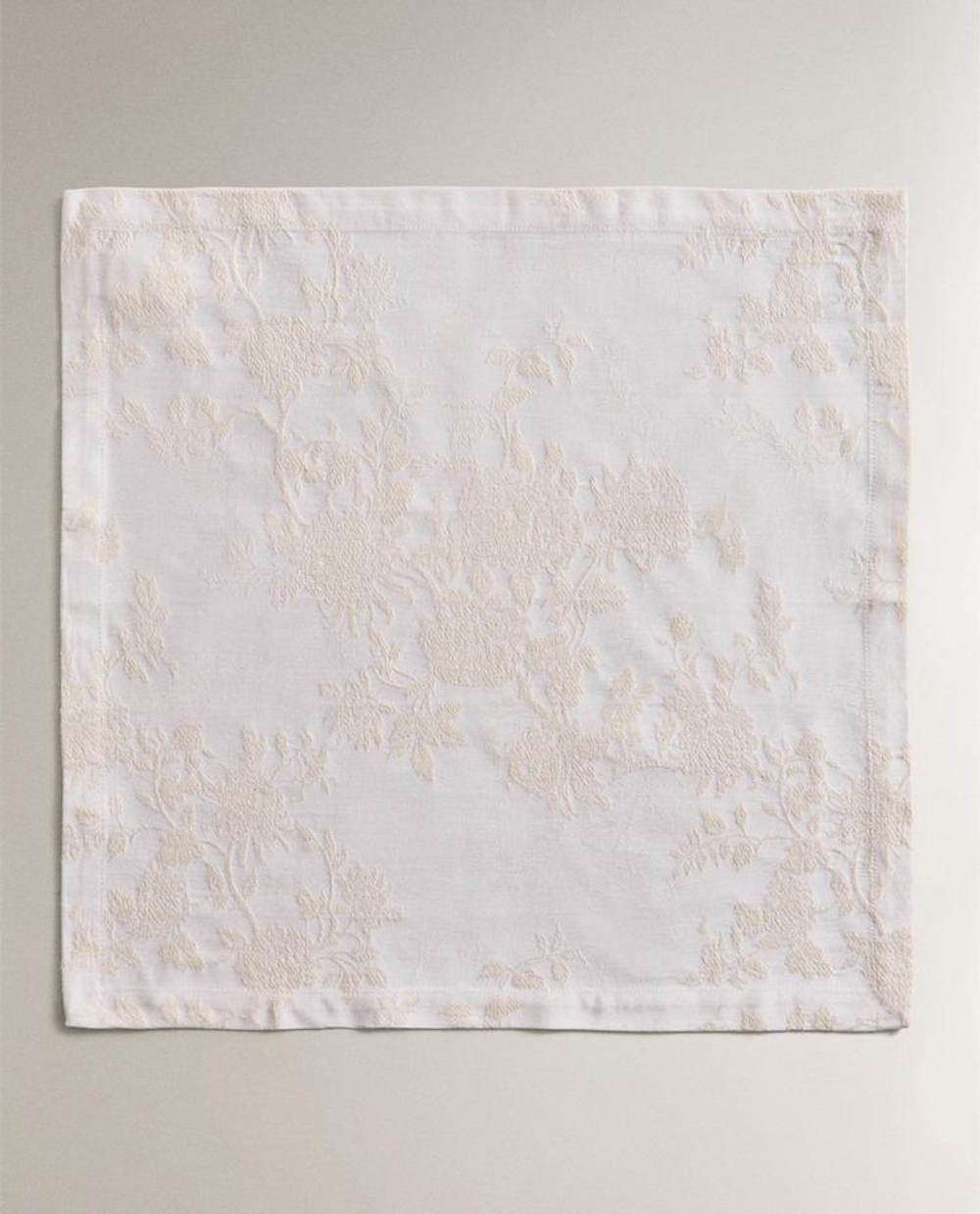 ZARA HOME ЖАККАРДОВАЯ САЛФЕТКАУ (УПАКОВКА ИЗ 2 ШТУК), БЕЖЕВЫЙ