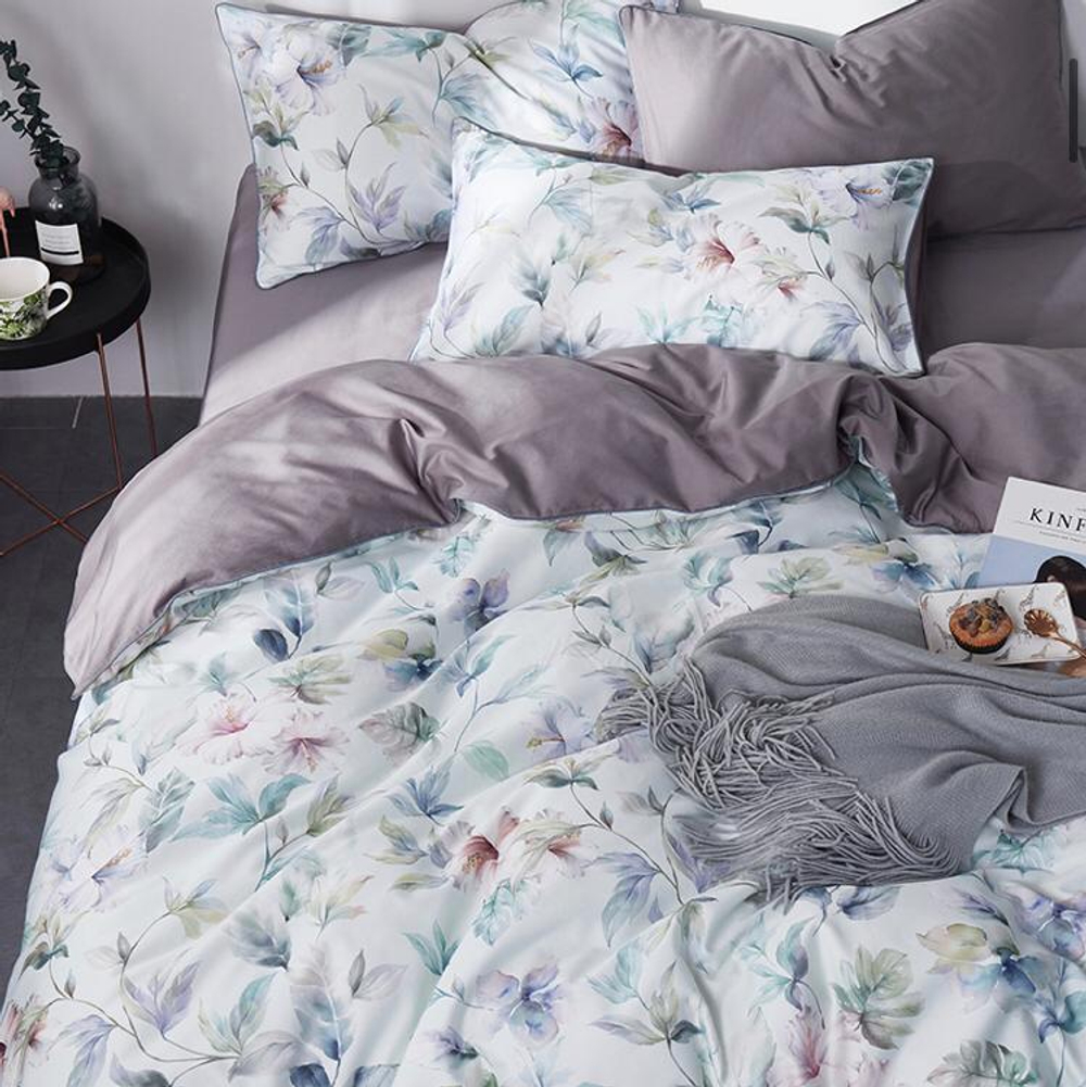 Постельное белье ЕВРО (двуспалка) Египедский Хлопок Белый лепестки сиреневый