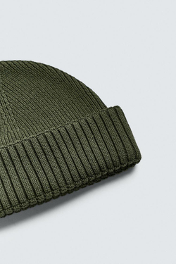 ZARA КОРОТКАЯ ТРИКОТАЖНАЯ ШАПКА, ХАКИ